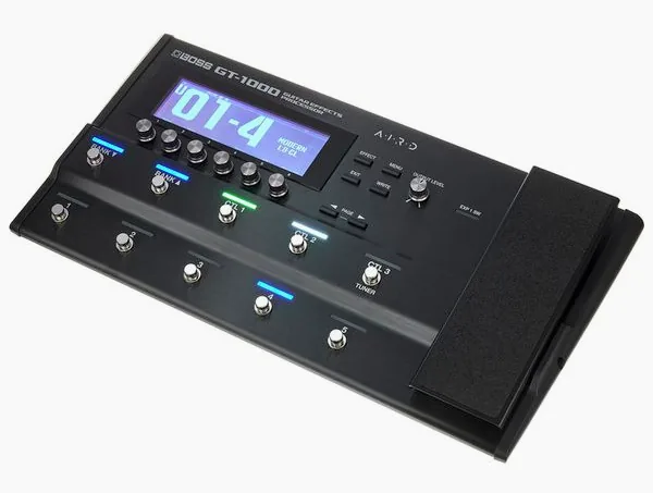 Boss GT-1000 edestä