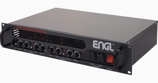 Engl E840/50 Poweramp edestä