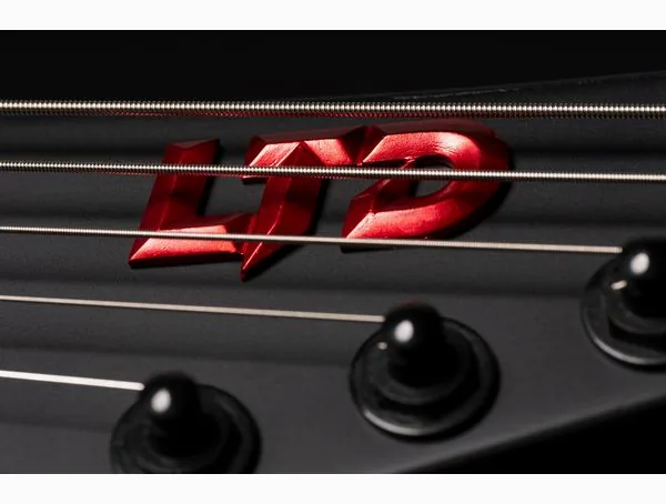 ESP LTD EXL-7B Black Metal II, yksityiskohta 4