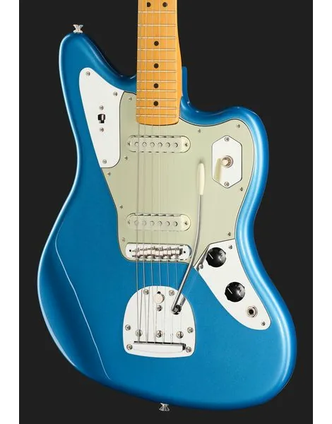Fender Am Pro Clsc Jaguar MN FLPB, yksityiskohta 4
