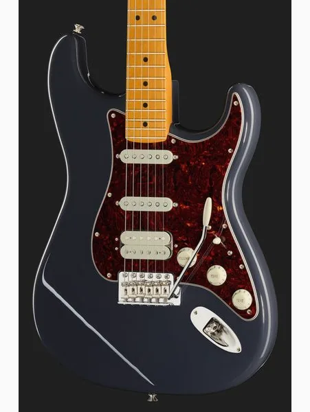Fender Am Pro Clsc Strat HSS MN FBLK, yksityiskohta 4