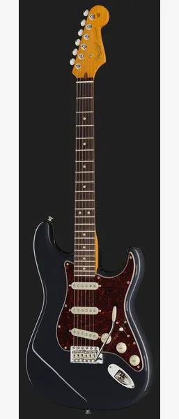 Fender Am Pro Clsc Strat RW FBLK, yksityiskohta 2
