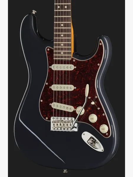 Fender Am Pro Clsc Strat RW FBLK, yksityiskohta 4
