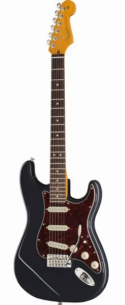 Fender Am Pro Clsc Strat RW FBLK edestä