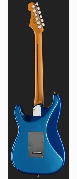 Fender Am Ultra II Strat EB NBL, yksityiskohta 3