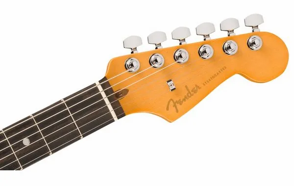 Fender Am Ultra II Strat EB UBST, yksityiskohta 5
