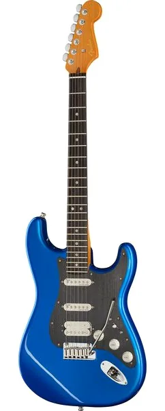 Fender Am Ultra II Strat HSS EB NBL edestä