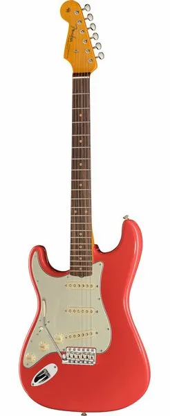 Fender AV II 61 STRAT LH RW FRD edestä