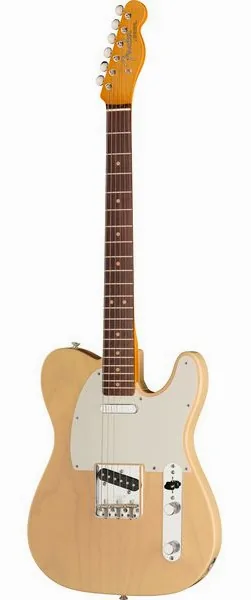Fender AV II 63 Tele RW VBL edestä