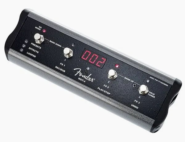 Fender MGT4 Footswitch edestä