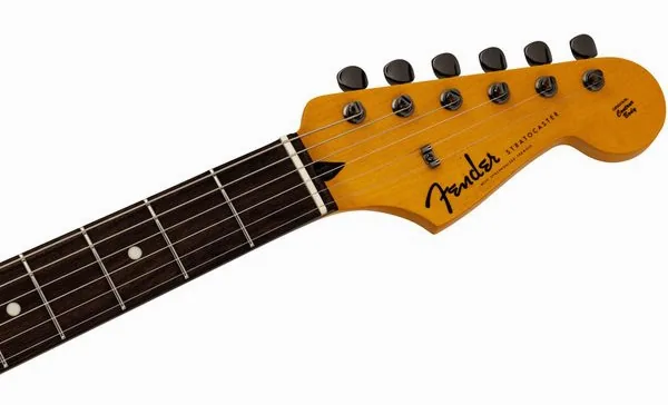 Fender MIJ Hybrid II Strat RW MAB, yksityiskohta 5