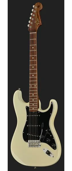Fender Postmodern Strat RW NOS ATG, yksityiskohta 2