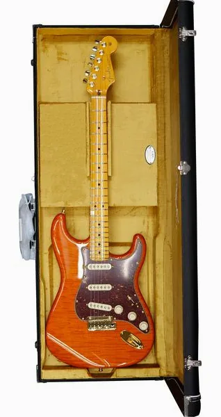 Fender Stratocaster Deluxe Flame SOT edestä
