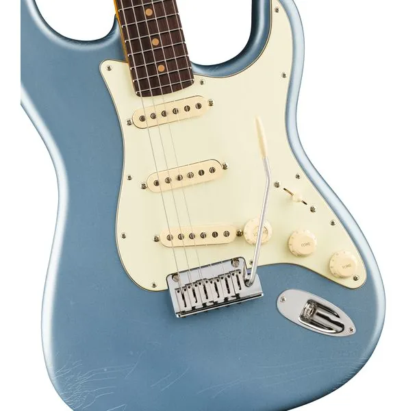 Fender Ultra Luxe 60s Strat RW IBM, yksityiskohta 3