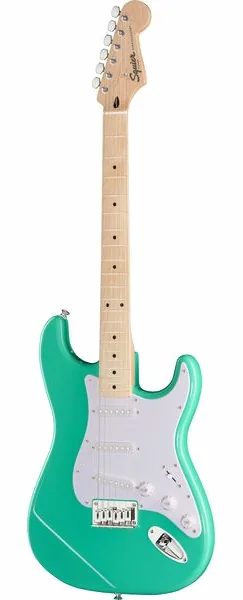 Squier Sonic Strat HT MN SFMG edestä