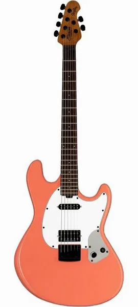 Sterling by Music Man Fluff StingRay RTR edestä