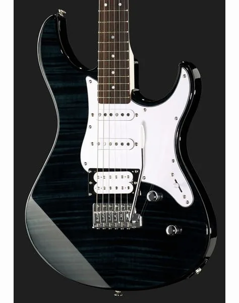 Yamaha Pacifica 212V FM TBL, yksityiskohta 4